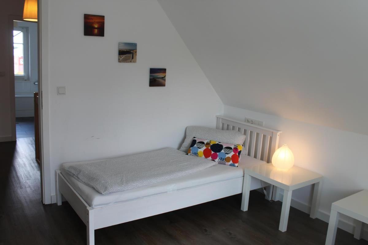 Ferienhaus De Niege Leive Born Exteriér fotografie